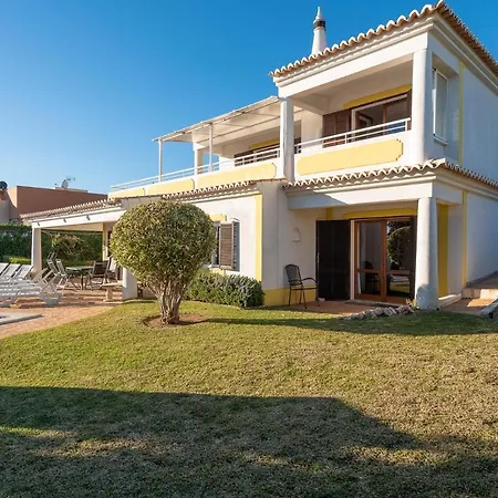 Andrea بيت للعطل البوفيرا